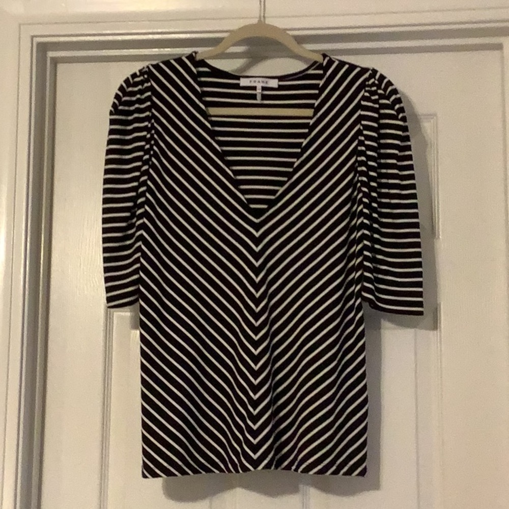 FRAME black and white striped v neck top